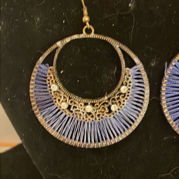 3” Art Deco threaded filigree scoop dangle earrings on French wire w/crystals - Picture 6 of 12